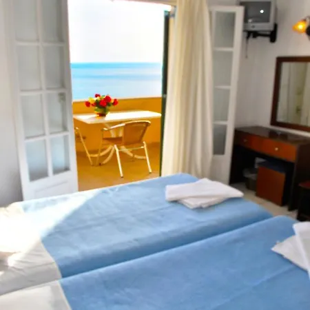Maria With Pool And Panorama View - Agios Gordios Apartment *